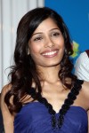 freida-pinto-4-100x150.jpg